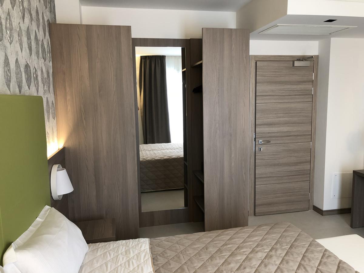 Hotel Iris Jesolo 外观 照片