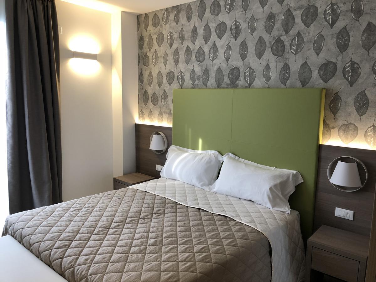Hotel Iris Jesolo 外观 照片