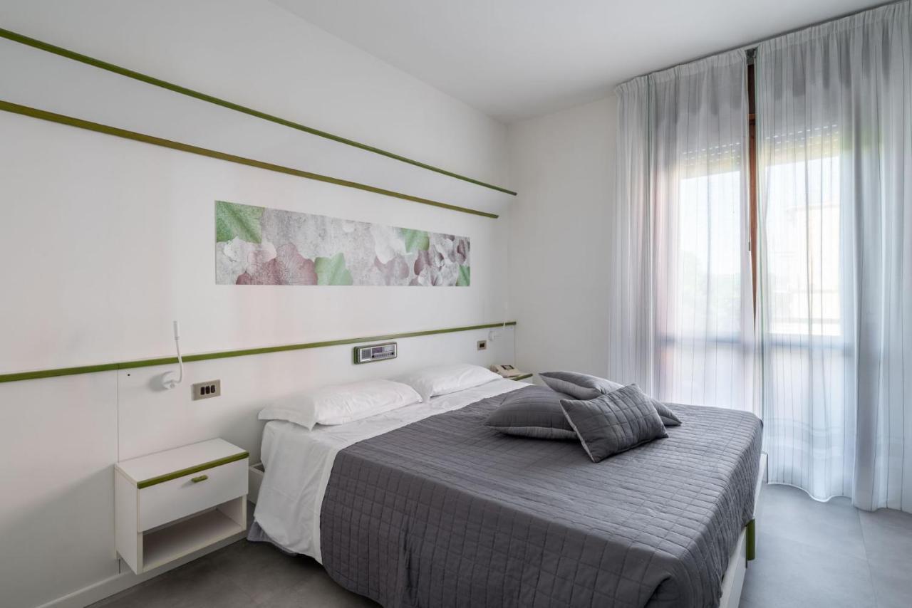 Hotel Iris Jesolo 外观 照片