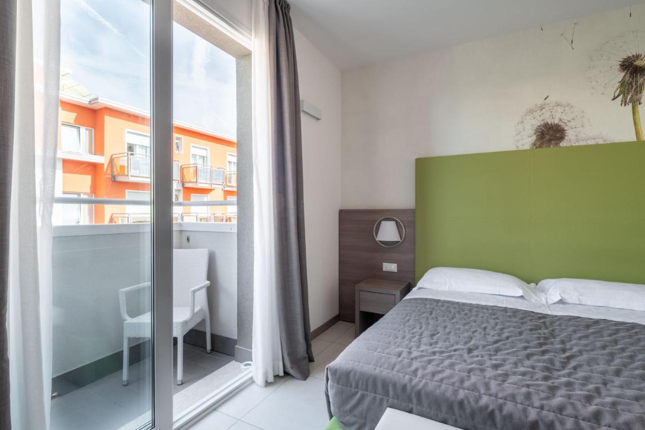 Hotel Iris Jesolo 外观 照片